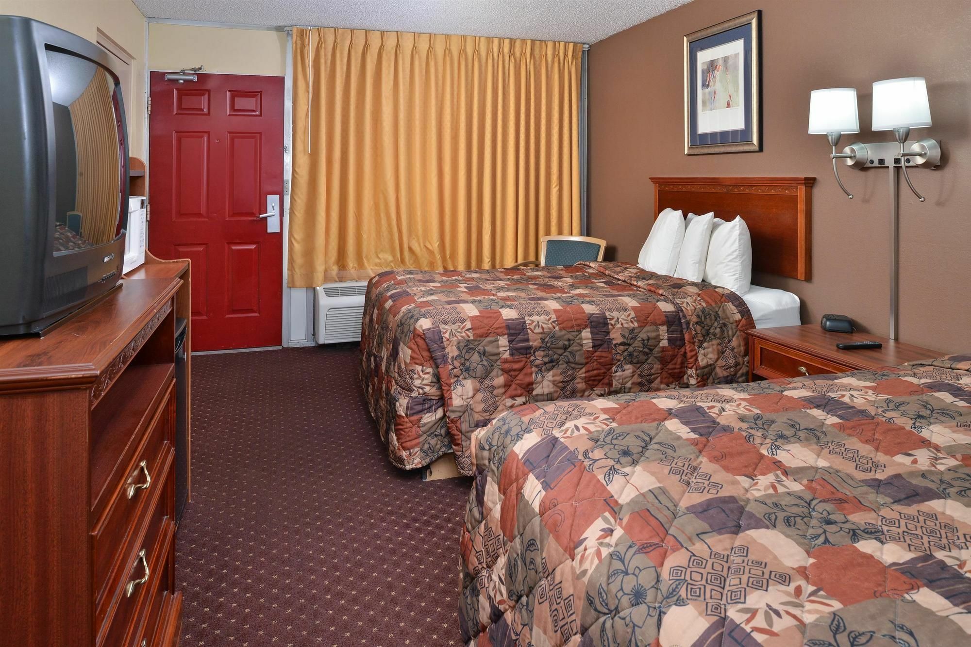 Americas Best Value Inn Tulsa I-44 Oakhurst Bagian luar foto